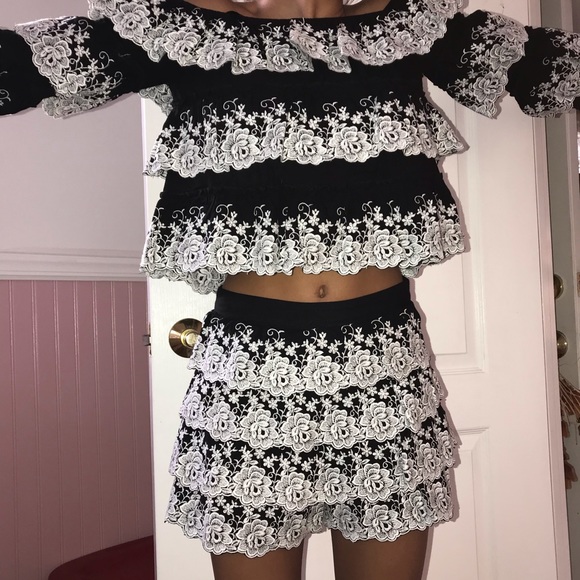 Gianni Bini black and white two piece set - Picture 2 of 8